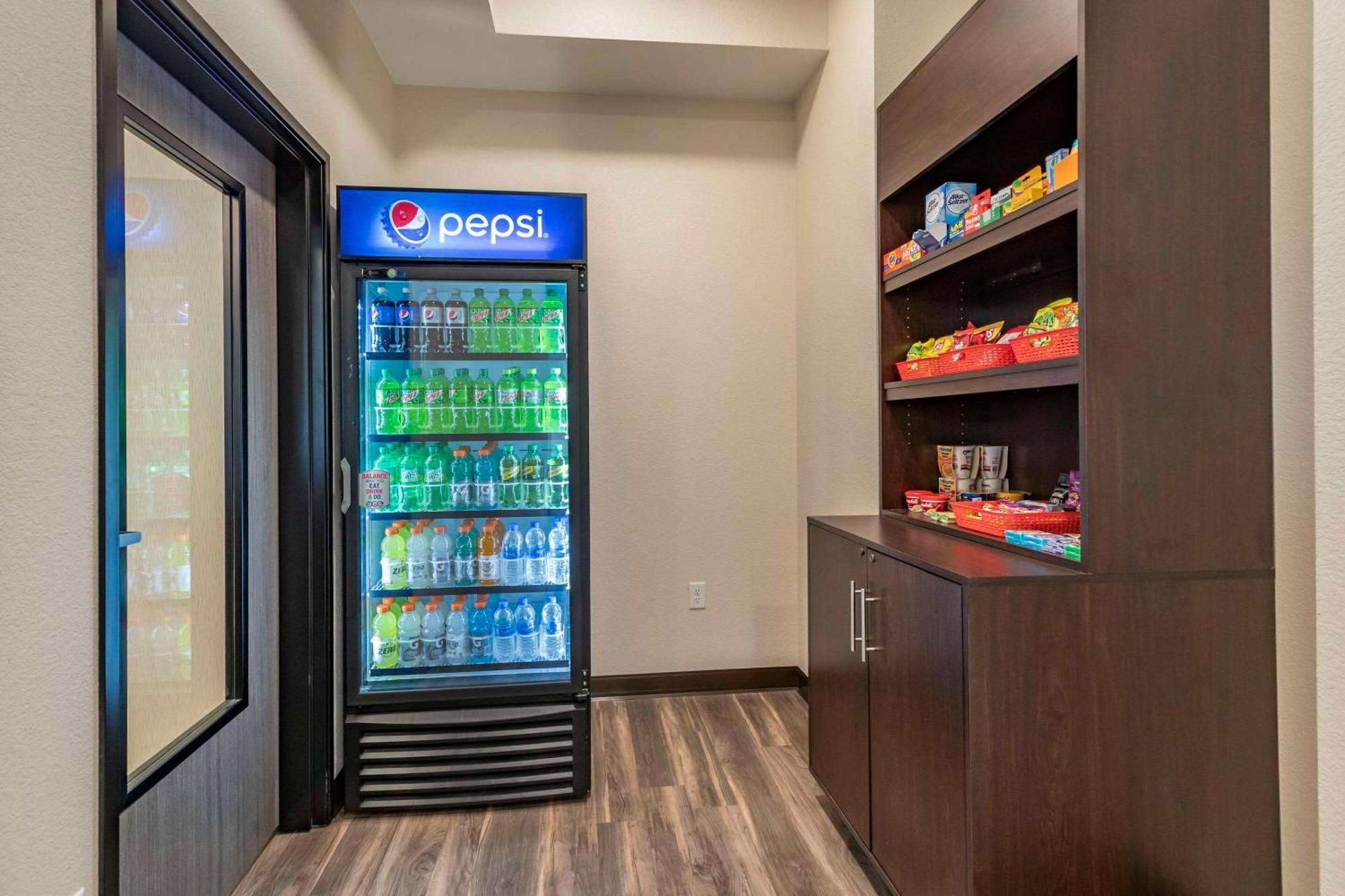 Franklin  Mainstay Suites Milwaukee-Franklin מראה חיצוני תמונה